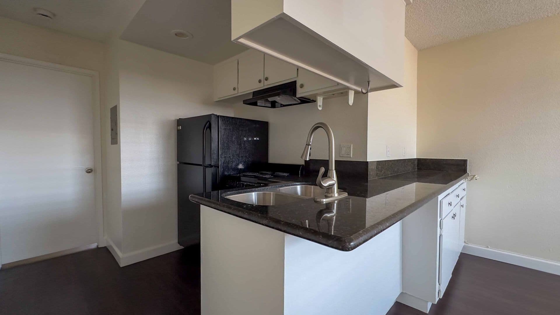 San Diego Apartment: 4325 Texas St