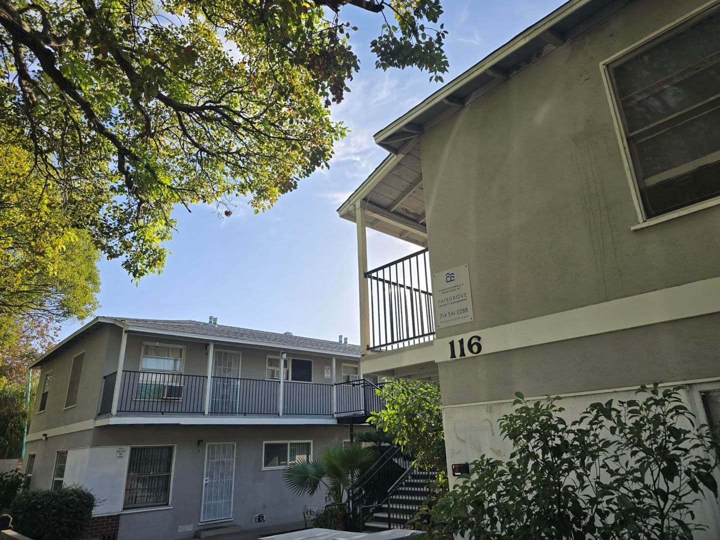 Santa Ana Apartment: 116 S  Orange Ave