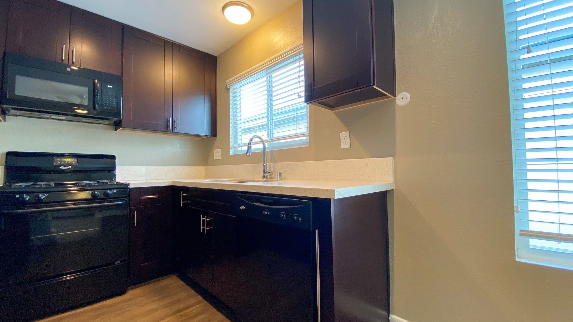 San Diego Apartment: 3859 46th Street
