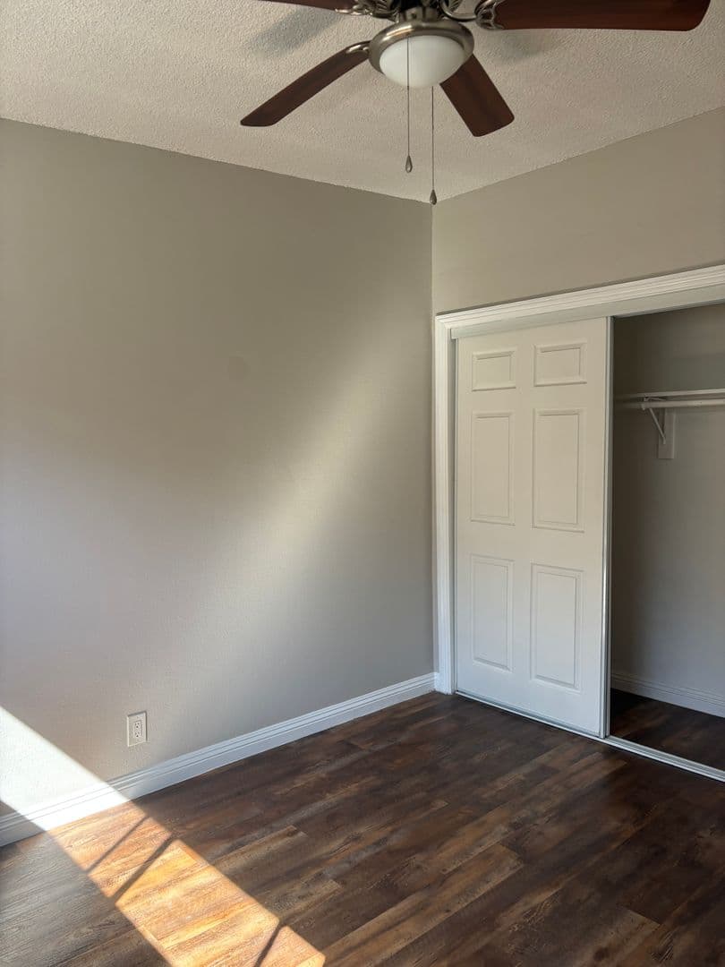Downey Apartment: 7348-7352 Neo St