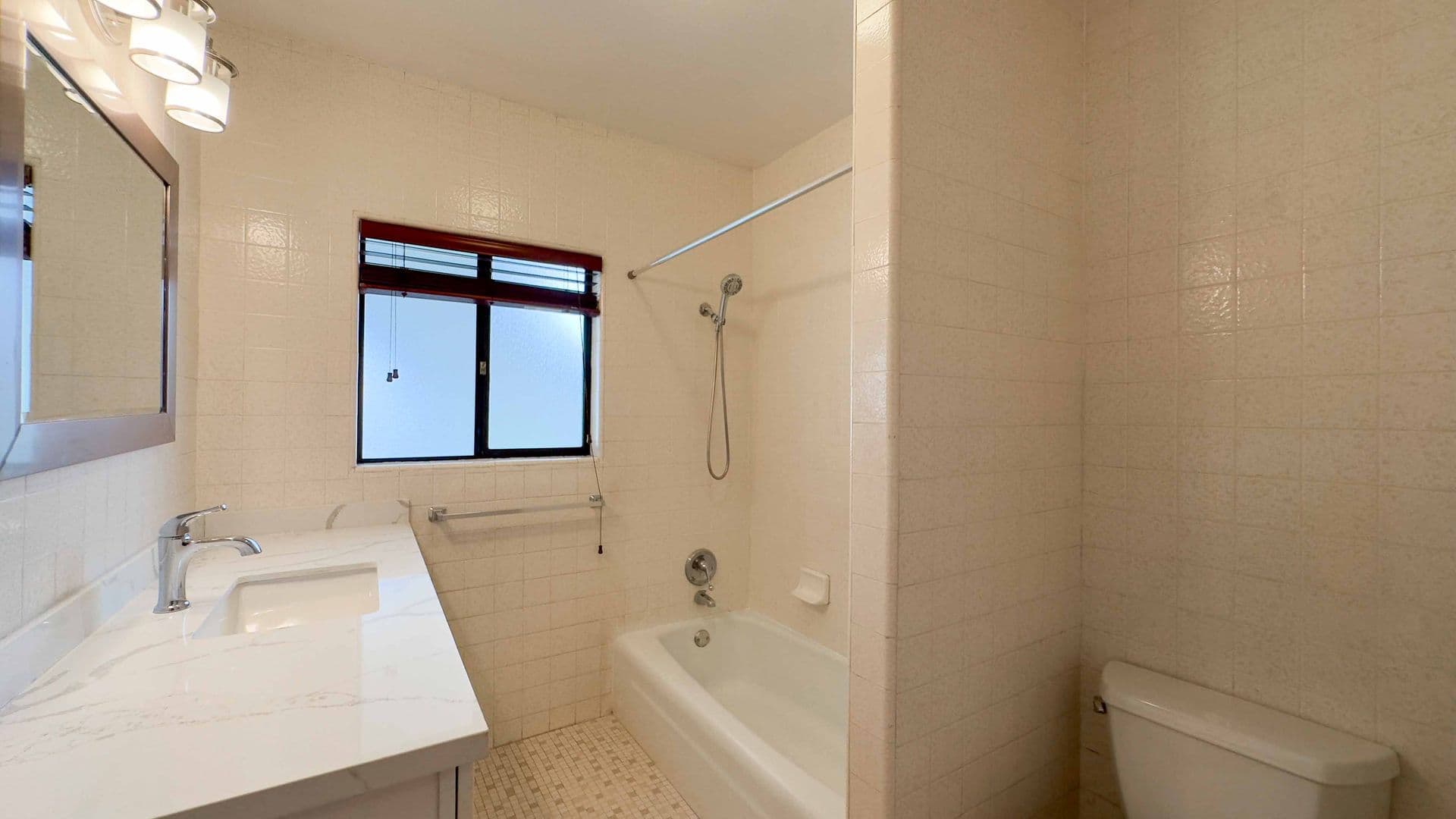 San Diego Apartment: 2446 Brant St.