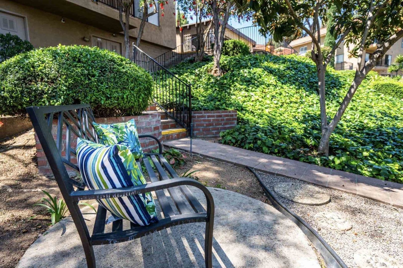 La Mesa Apartment: 8691 Lemon Ave.
