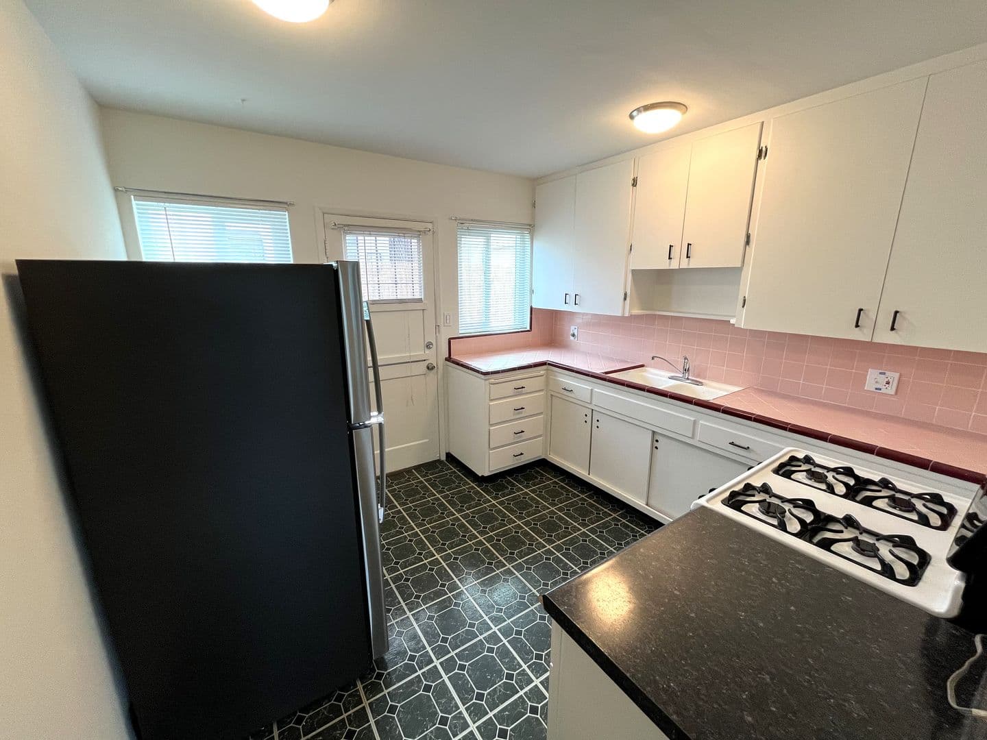 San Diego Condo: 2956 Ivy Street