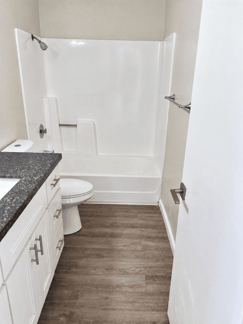 El Cajon Apartment: 420-470 Jamacha Road