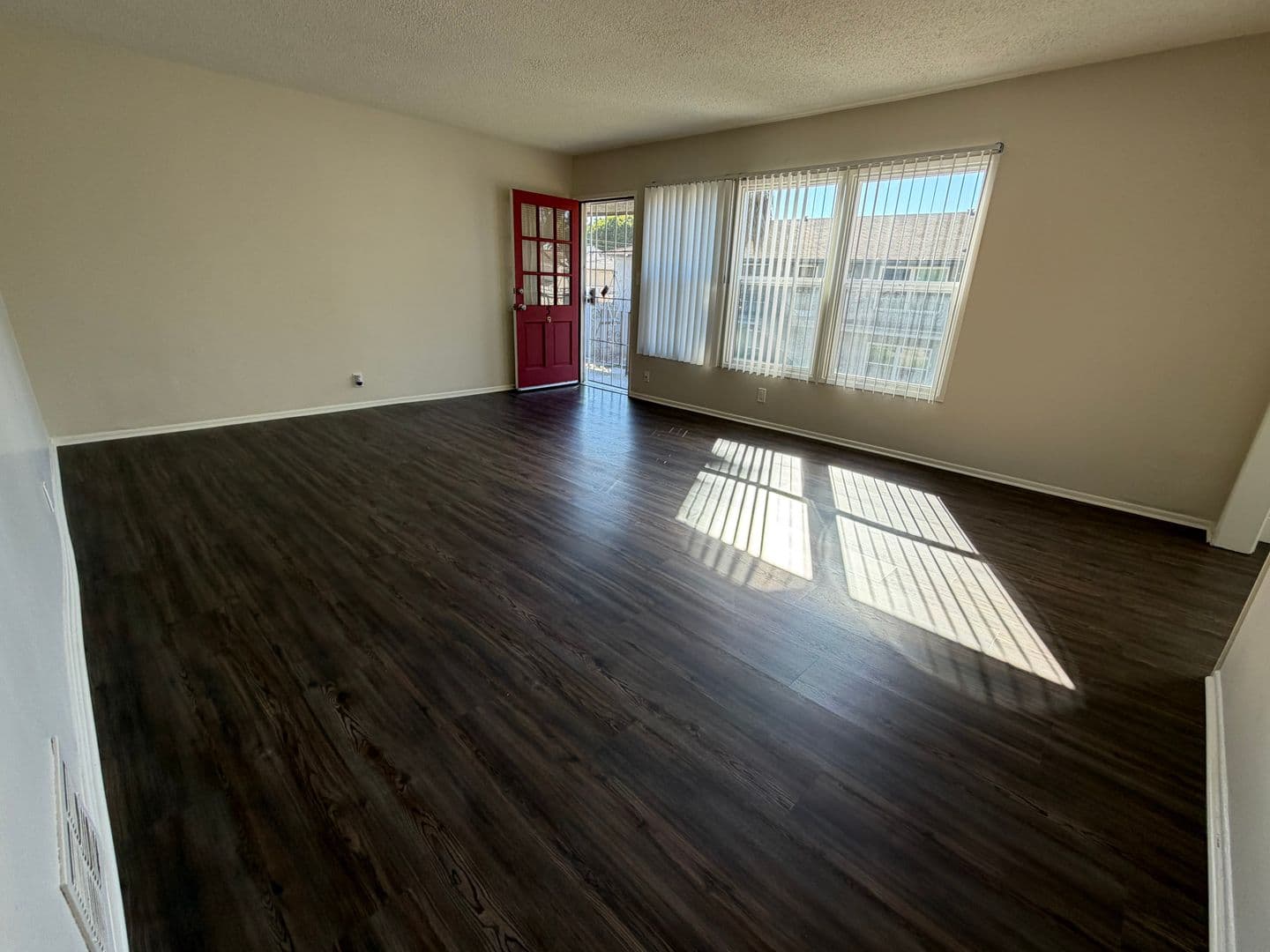 Anaheim Apartment: 1602-1608 W Juno Ave