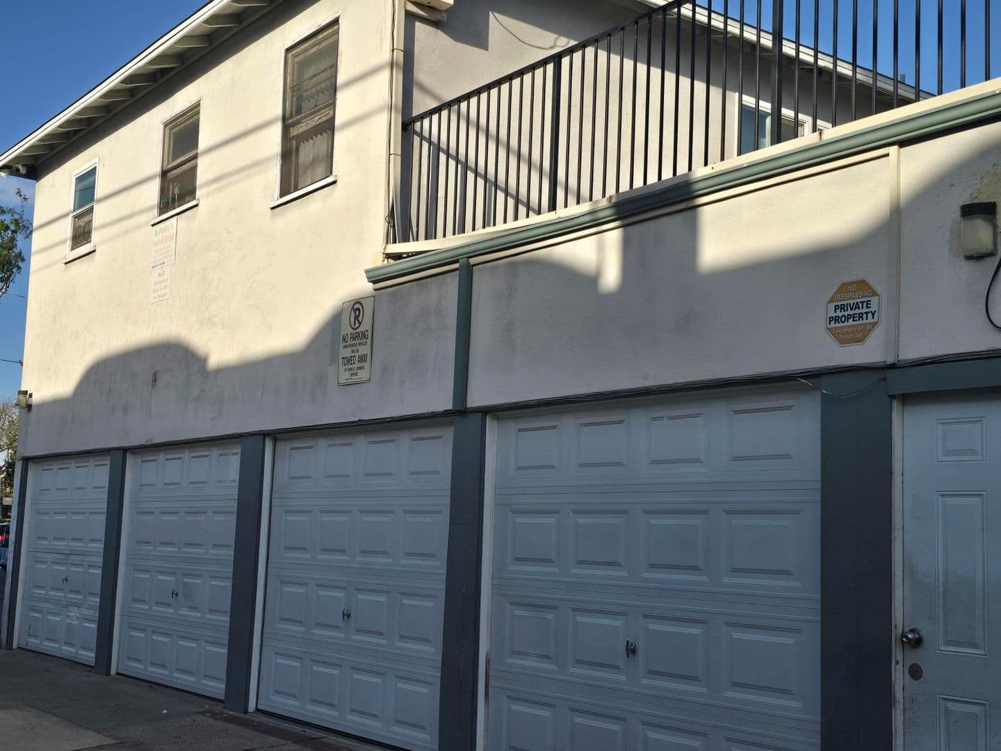Santa Ana Apartment: 116 S  Orange Ave