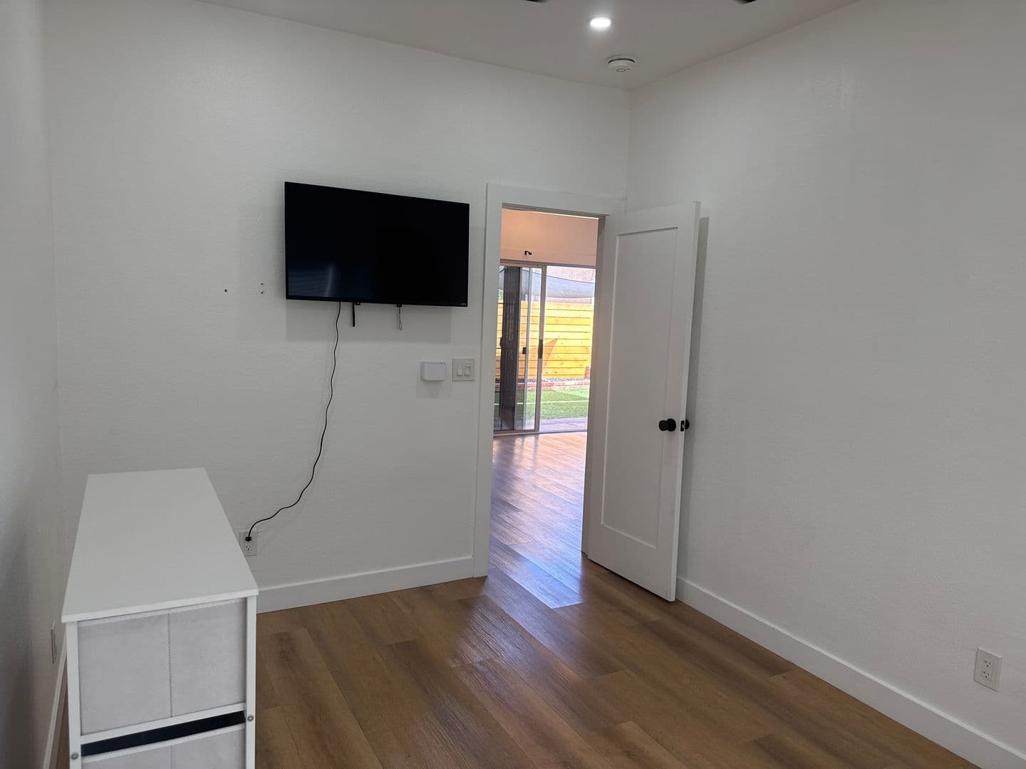 Chula Vista Apartment: 54-58 Smith Ave