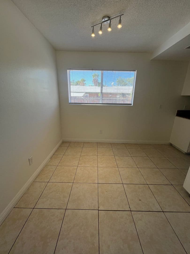 Moreno Valley Apartment: 24271 Webster Ave