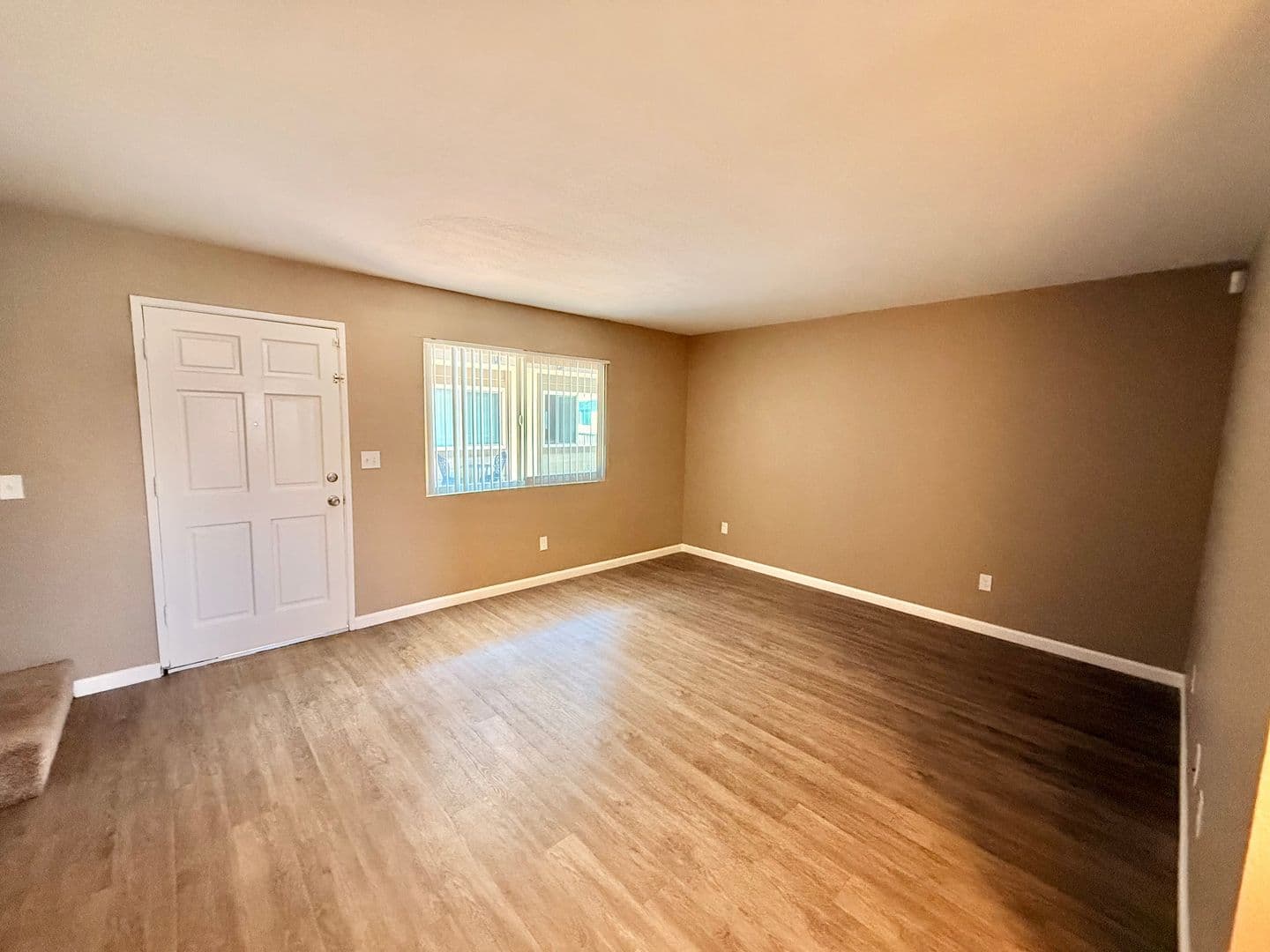 Imperial Beach Apartment: 1300 Holly Avenue