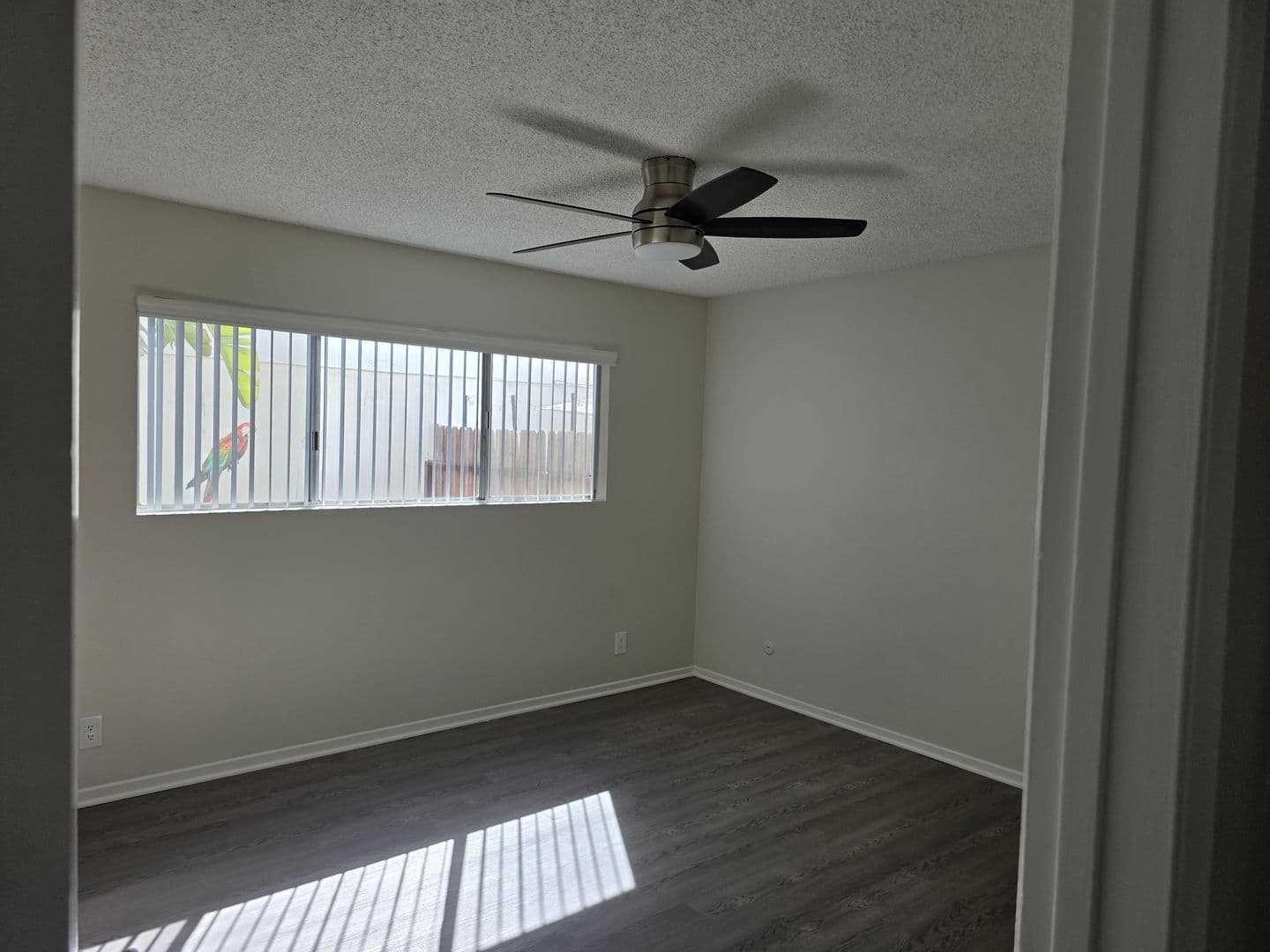 Garden Grove Apartment: 13072 Casa Linda Ln