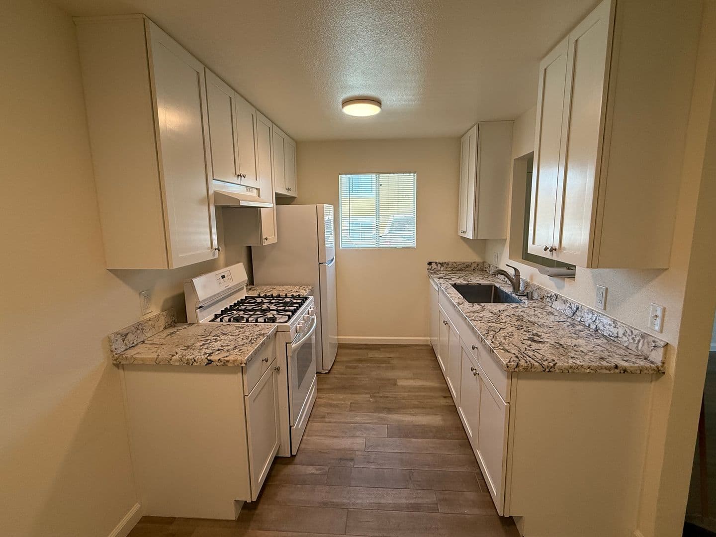 Vista Apartment: 235 Pala Vista Dr
