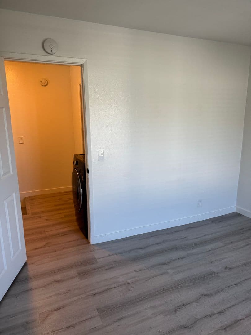 Huntington Beach Apartment: 7681 Ellis Ave