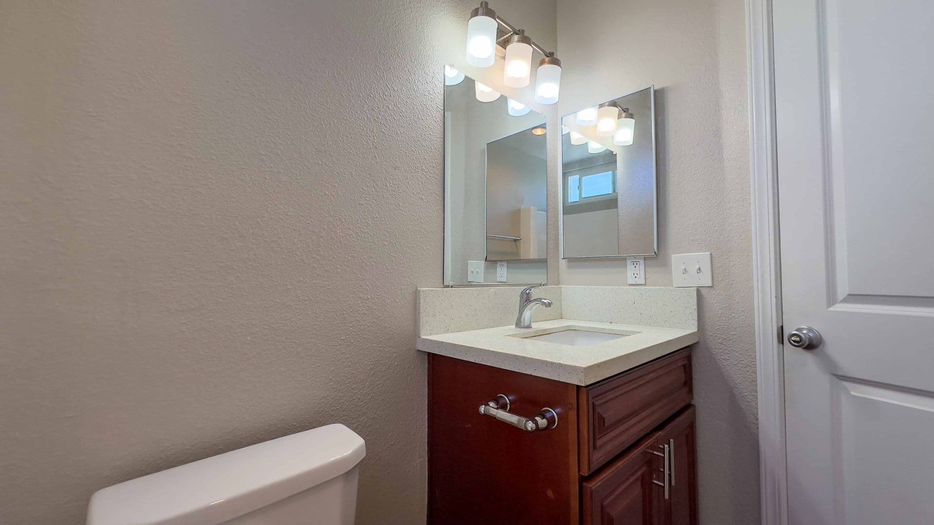 San Diego Apartment: 4067 47th Street