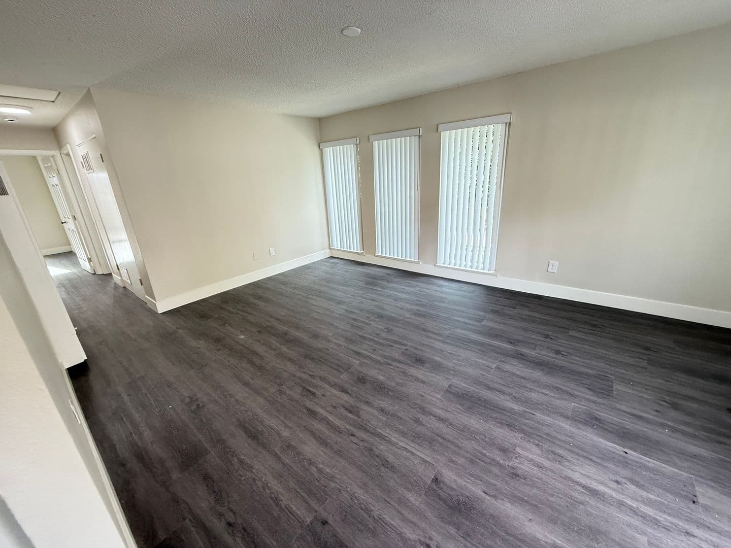 Fullerton Apartment: 1600 S Euclid St.