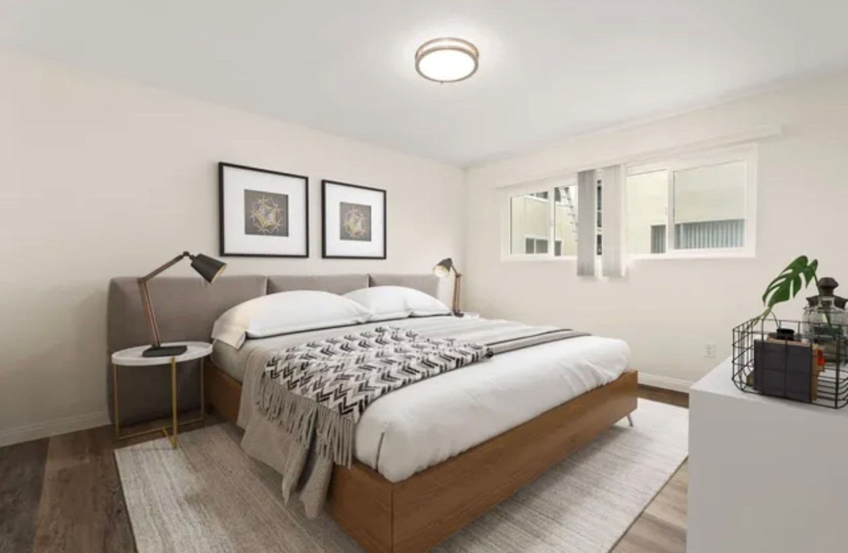 Downey Apartment: 9070 East Florence Ave