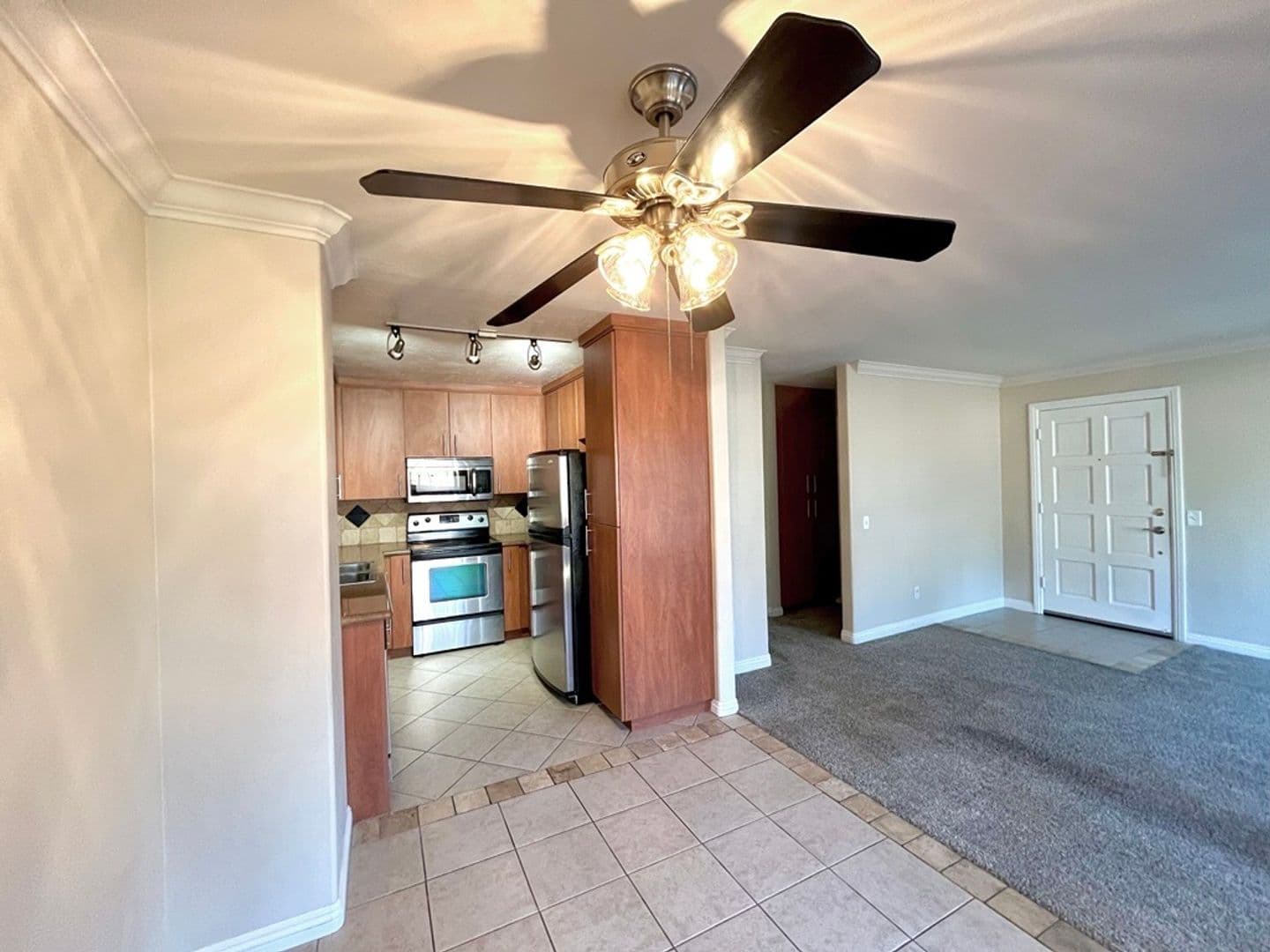 San Diego Condo: 7003 Saranac St - 109