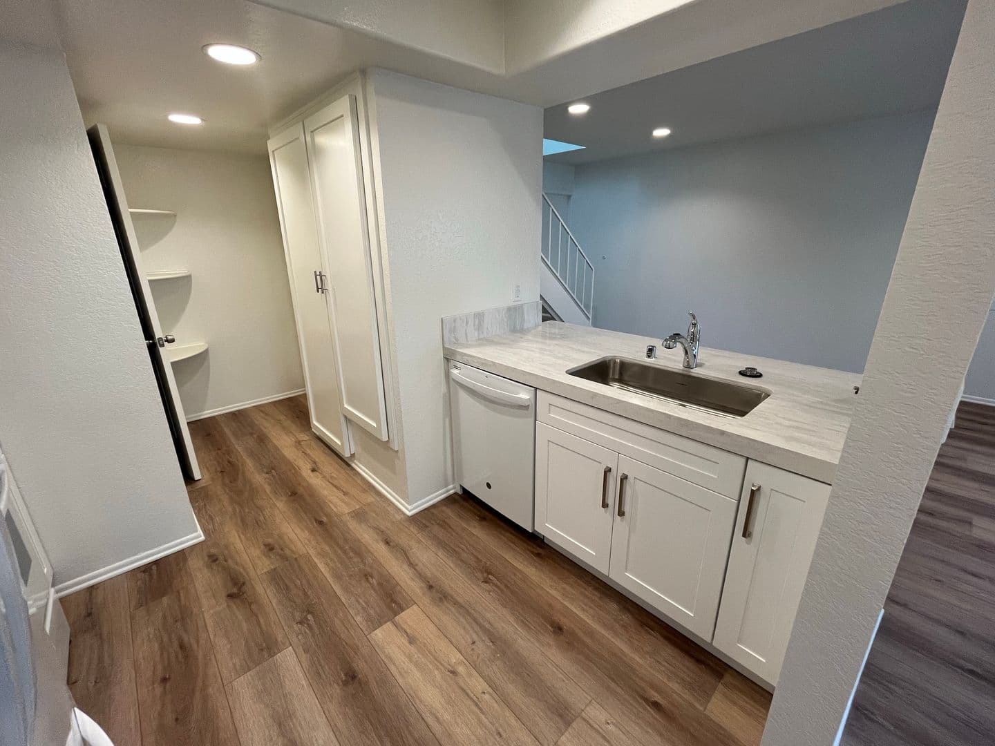Costa Mesa Apartment: 2522 Elden Ave