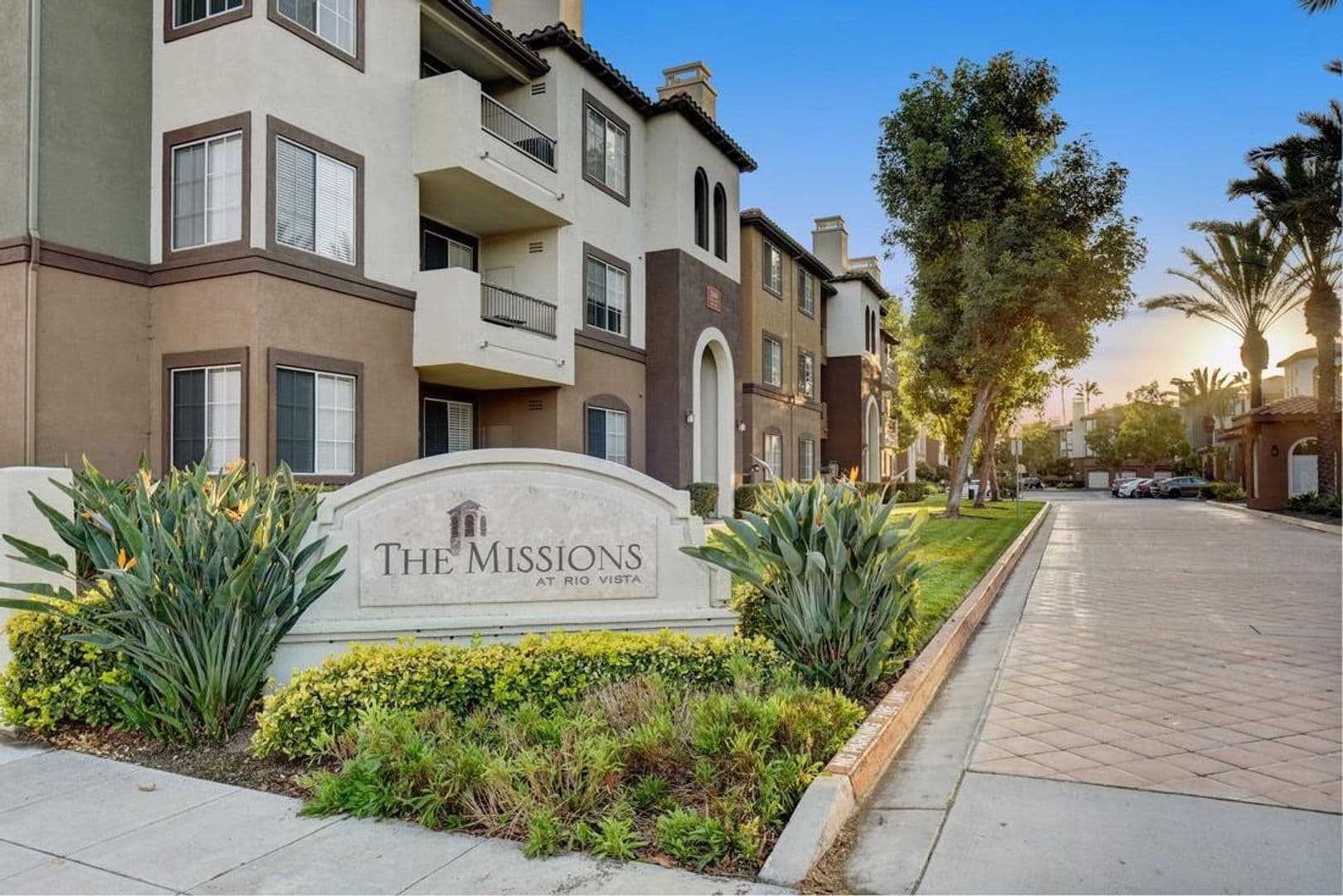 San Diego Condo: 2186 Gill Village Way - 701
