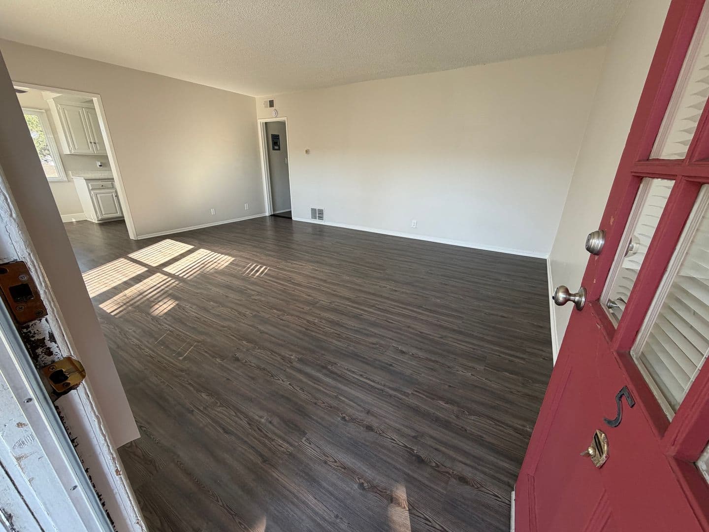 Anaheim Apartment: 1602-1608 W Juno Ave