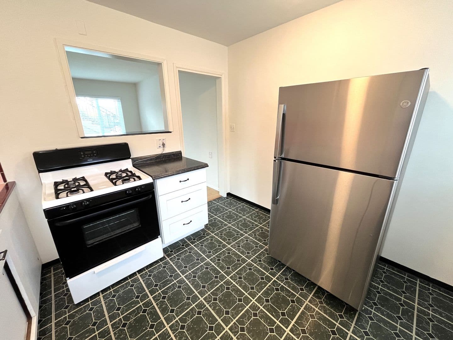 San Diego Condo: 2956 Ivy Street