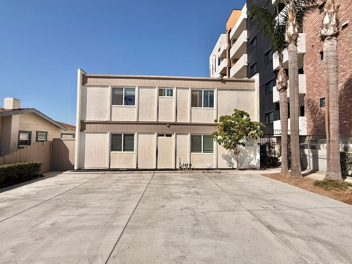 San Diego Apartment: 4052 Oregon St