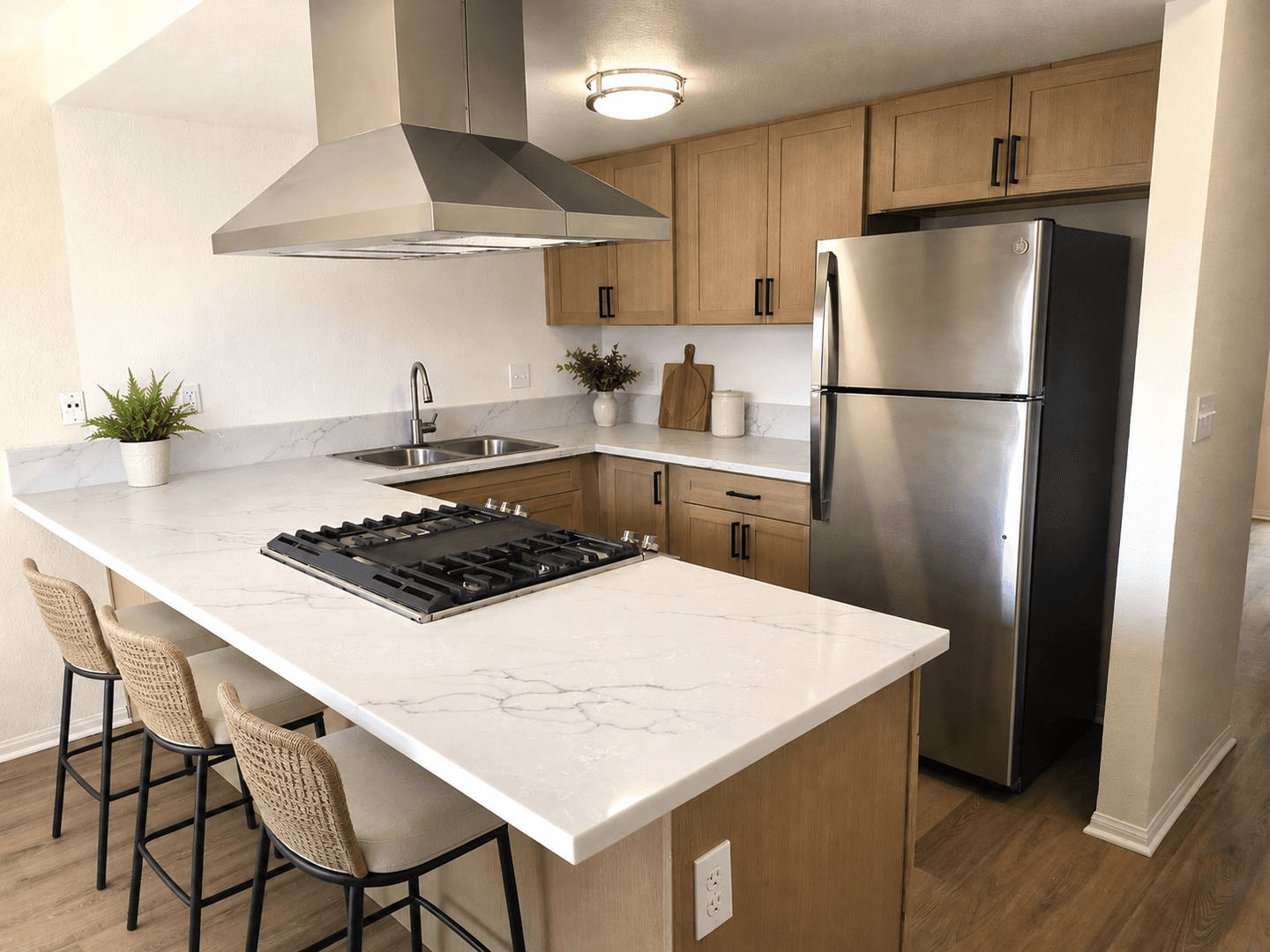 Imperial Beach Apartment: 1300 Holly Avenue