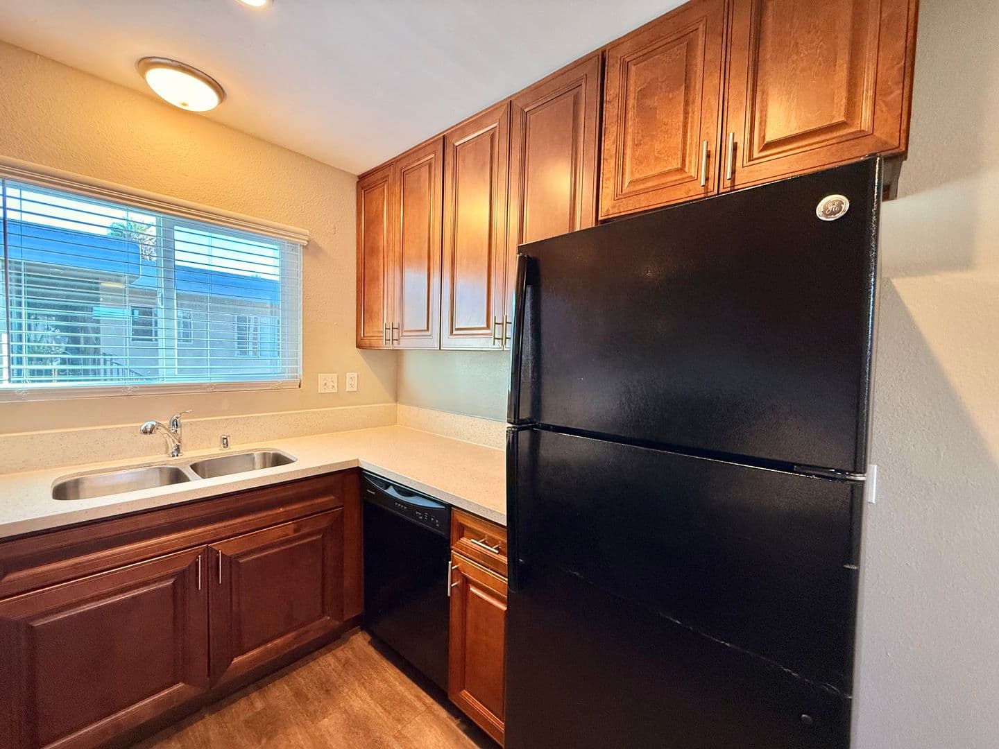San Diego Apartment: 3877 46th Street