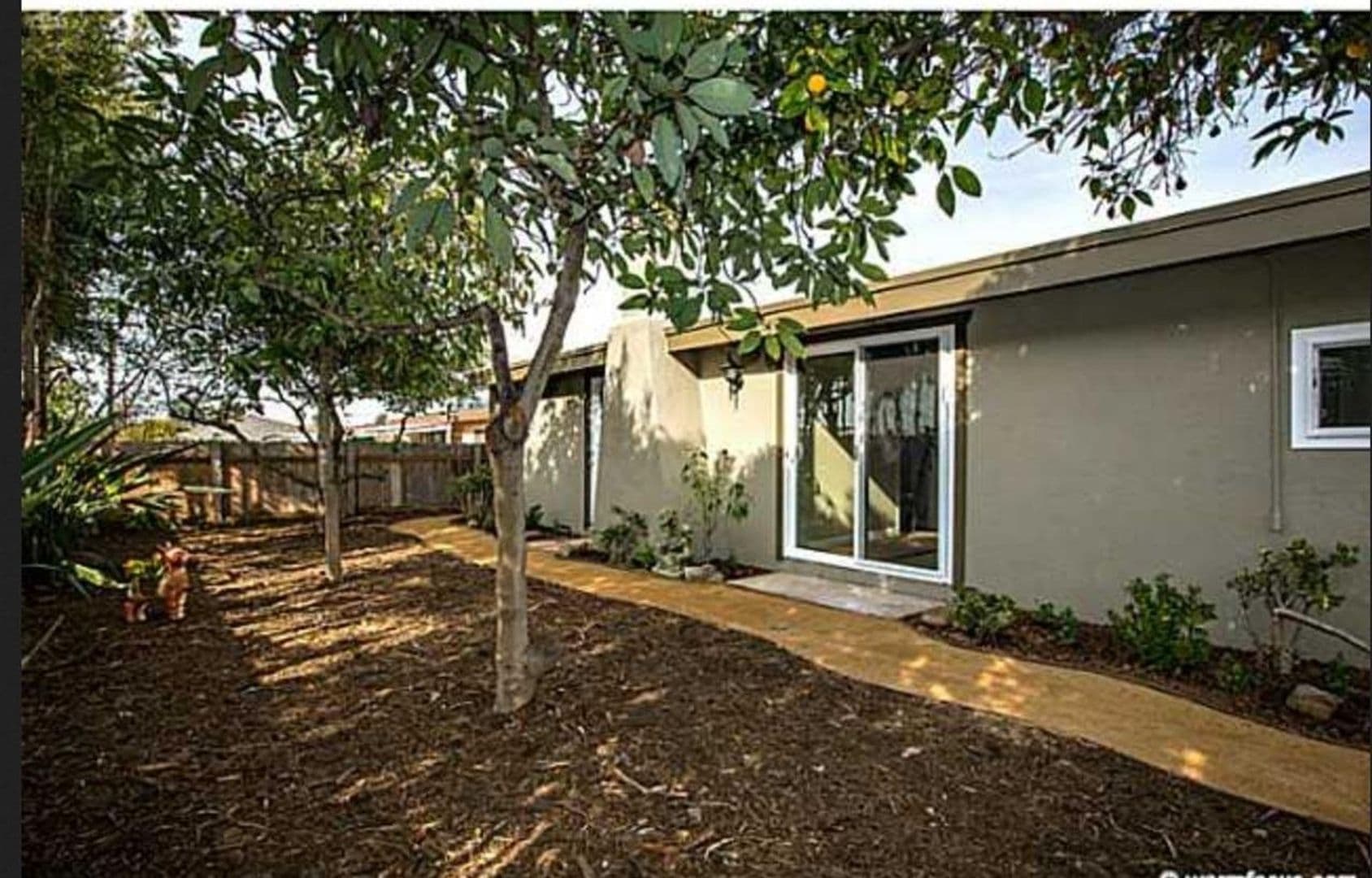 San Diego House: 5657 Barclay Ave