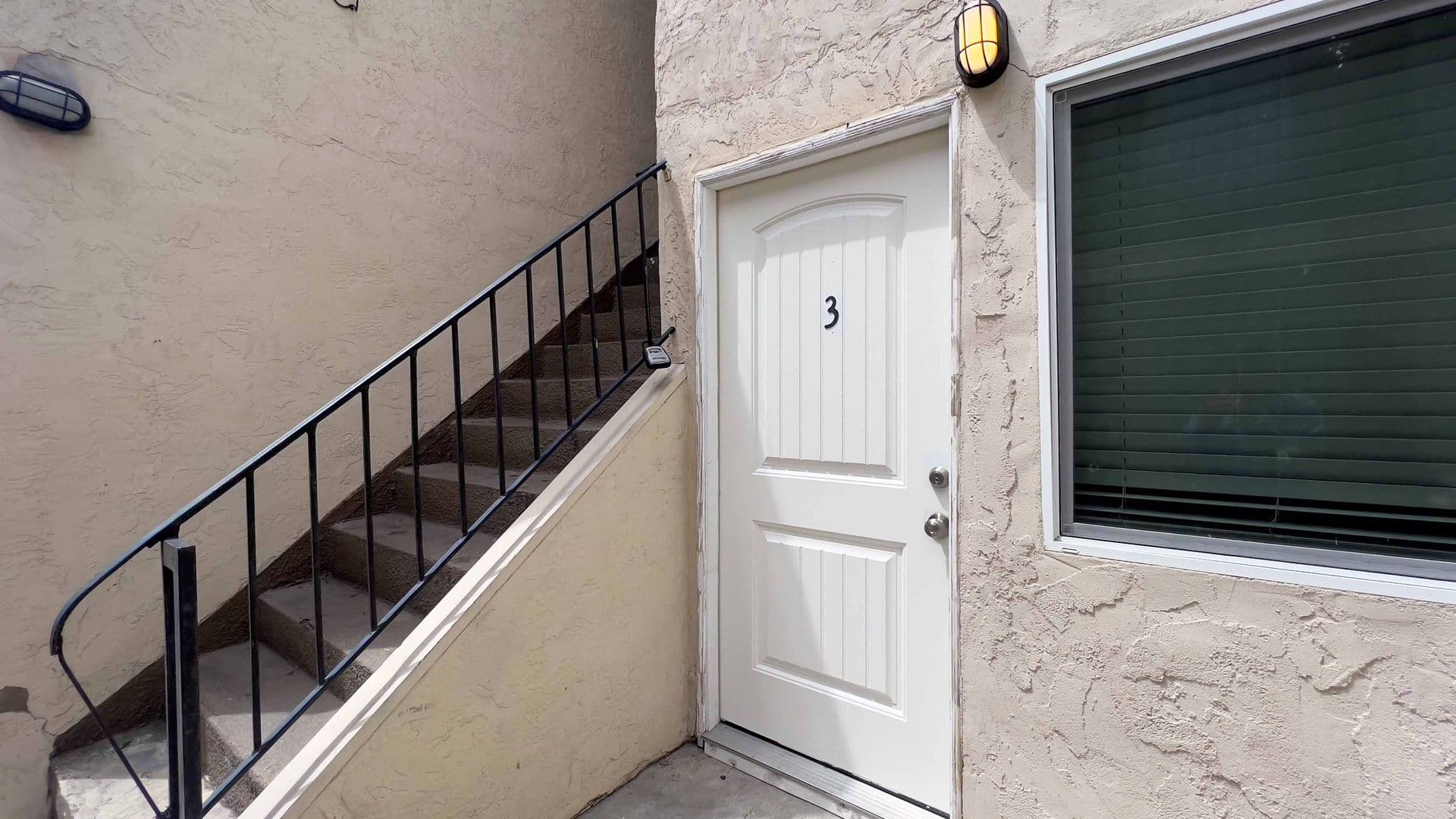 San Diego Apartment: 4057 Marlborough Ave
