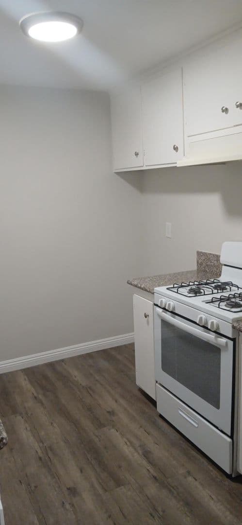 Upland Apartment: 942 Springfield St