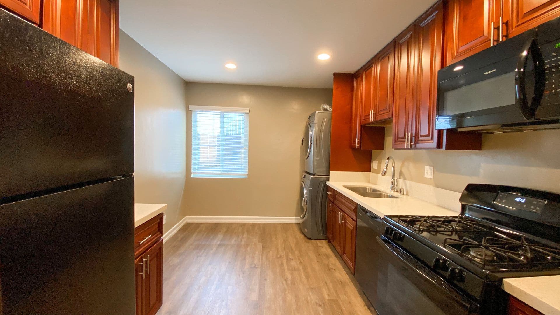 San Diego Condo: 4235 Euclid Ave