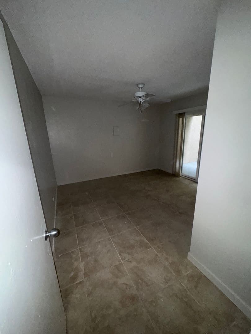 Anaheim Apartment: 205 E Clifton Ave