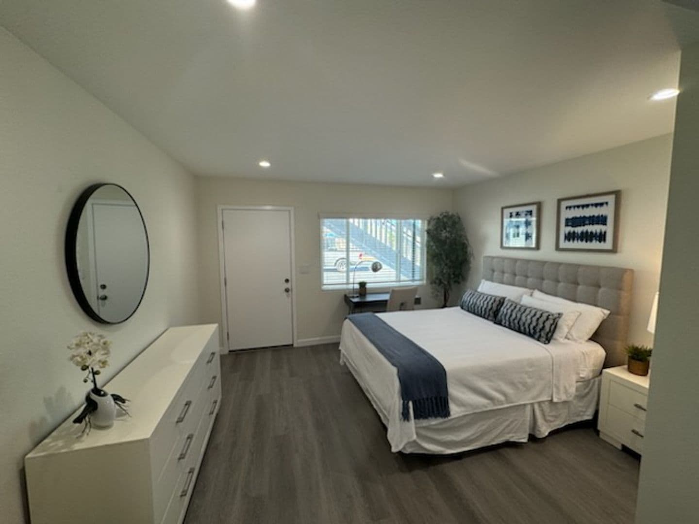 Fullerton Apartment: 1840 W Orangethorpe Ave