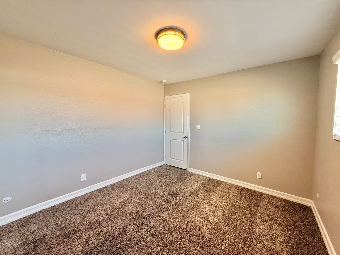 San Diego Apartment: 3877 46th Street