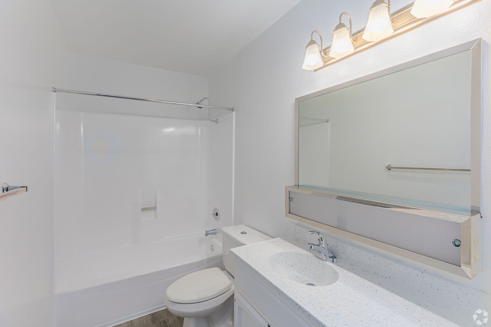 San Diego Apartment: 1435 Elder Ave