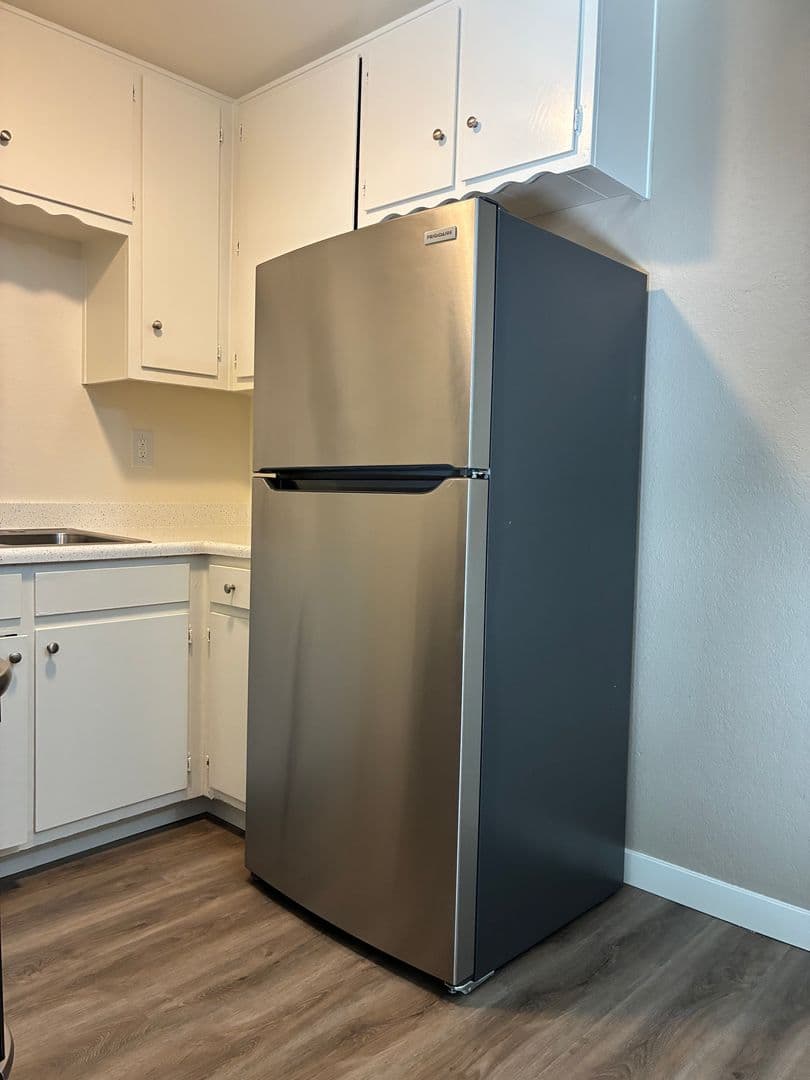 Chula Vista Apartment: 1486 Broadway Ave