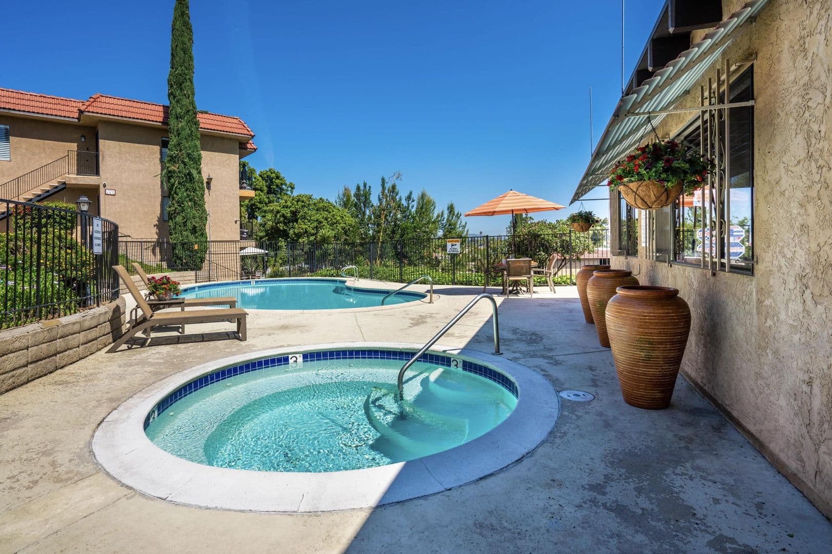 La Mesa Apartment: 8603-8633 Lemon Ave.