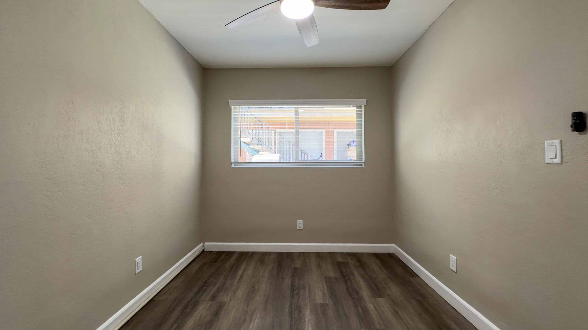 San Diego Apartment: 3969 Ocean View Boulevard