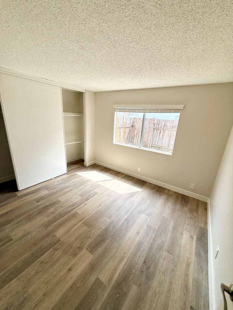 Garden Grove Apartment: 12221 Beach Blvd