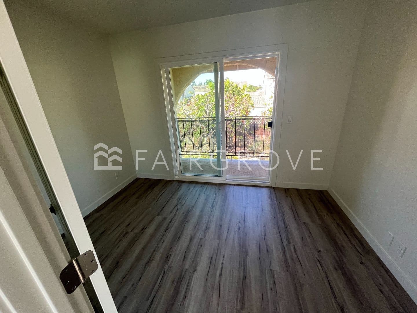 Costa Mesa Apartment: 2522 Elden Ave