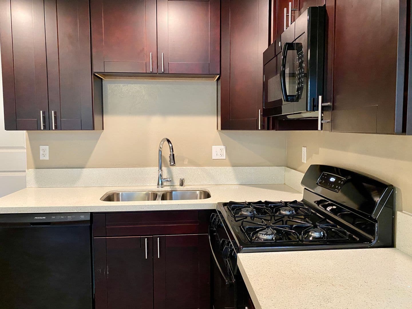 San Diego Apartment: 4153-4159 Euclid Ave