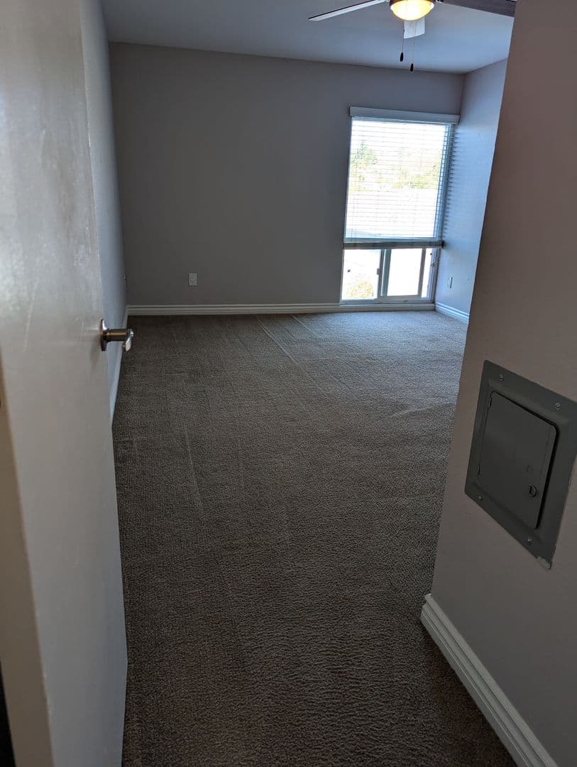Poway Apartment: 13312 Community Rd