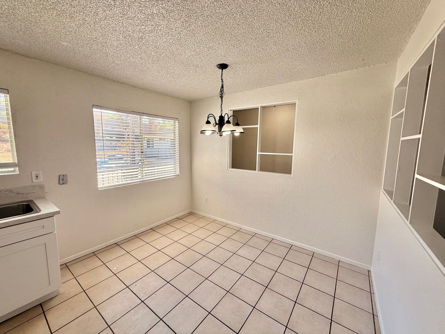 San Diego Apartment: 453 34th St