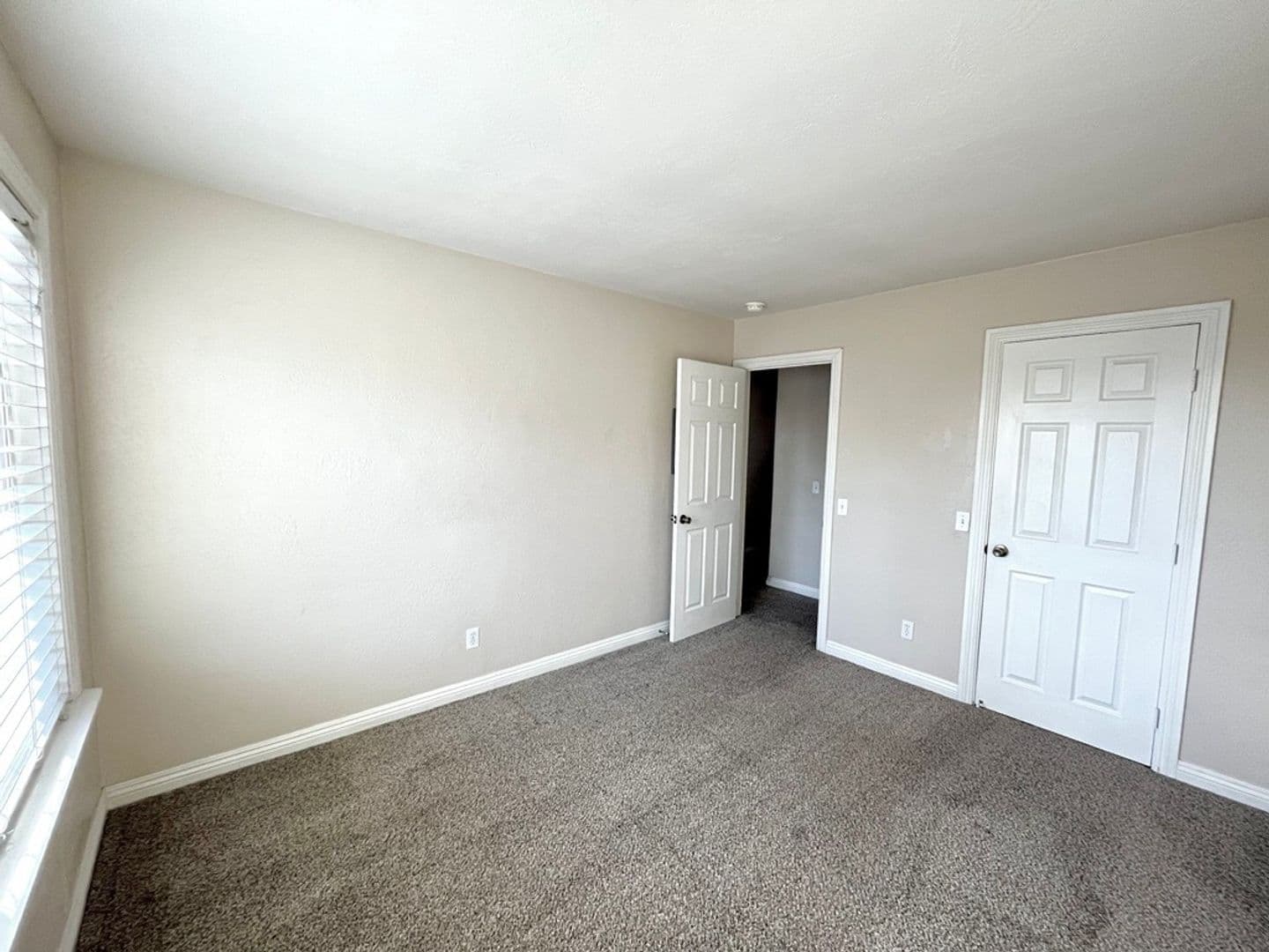 San Diego Condo: 7003 Saranac St - 109