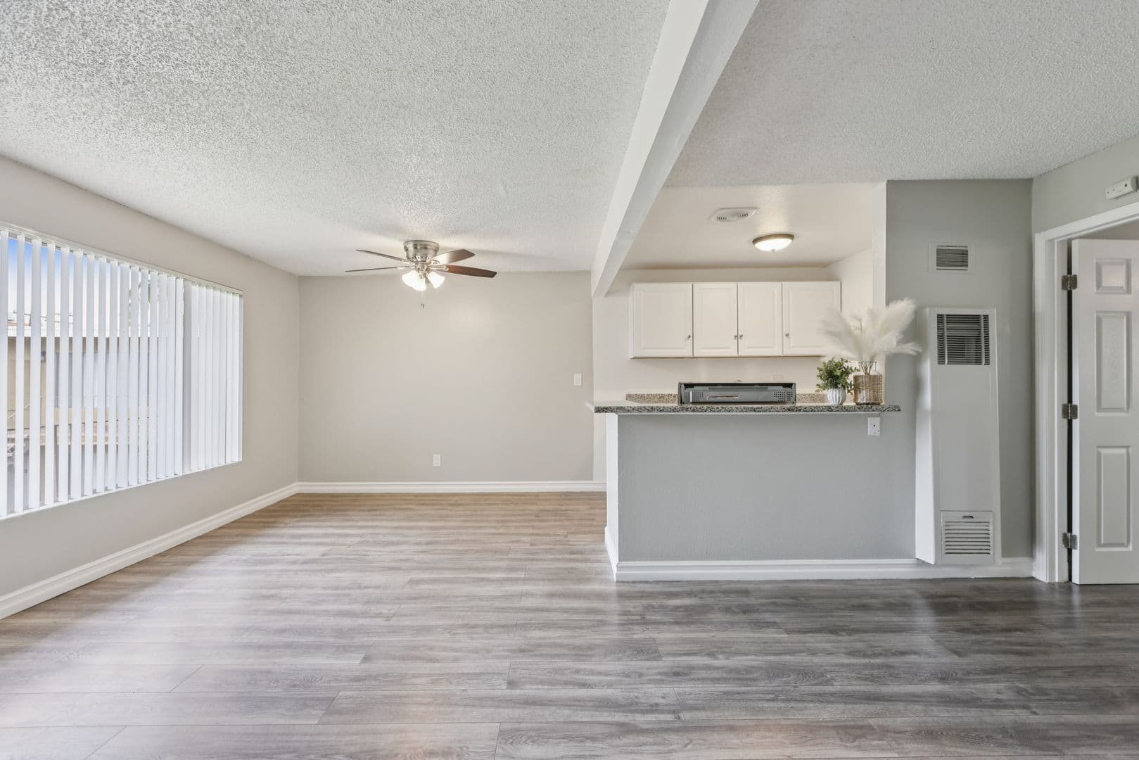 Anaheim Apartment: 145 S Westchester Dr