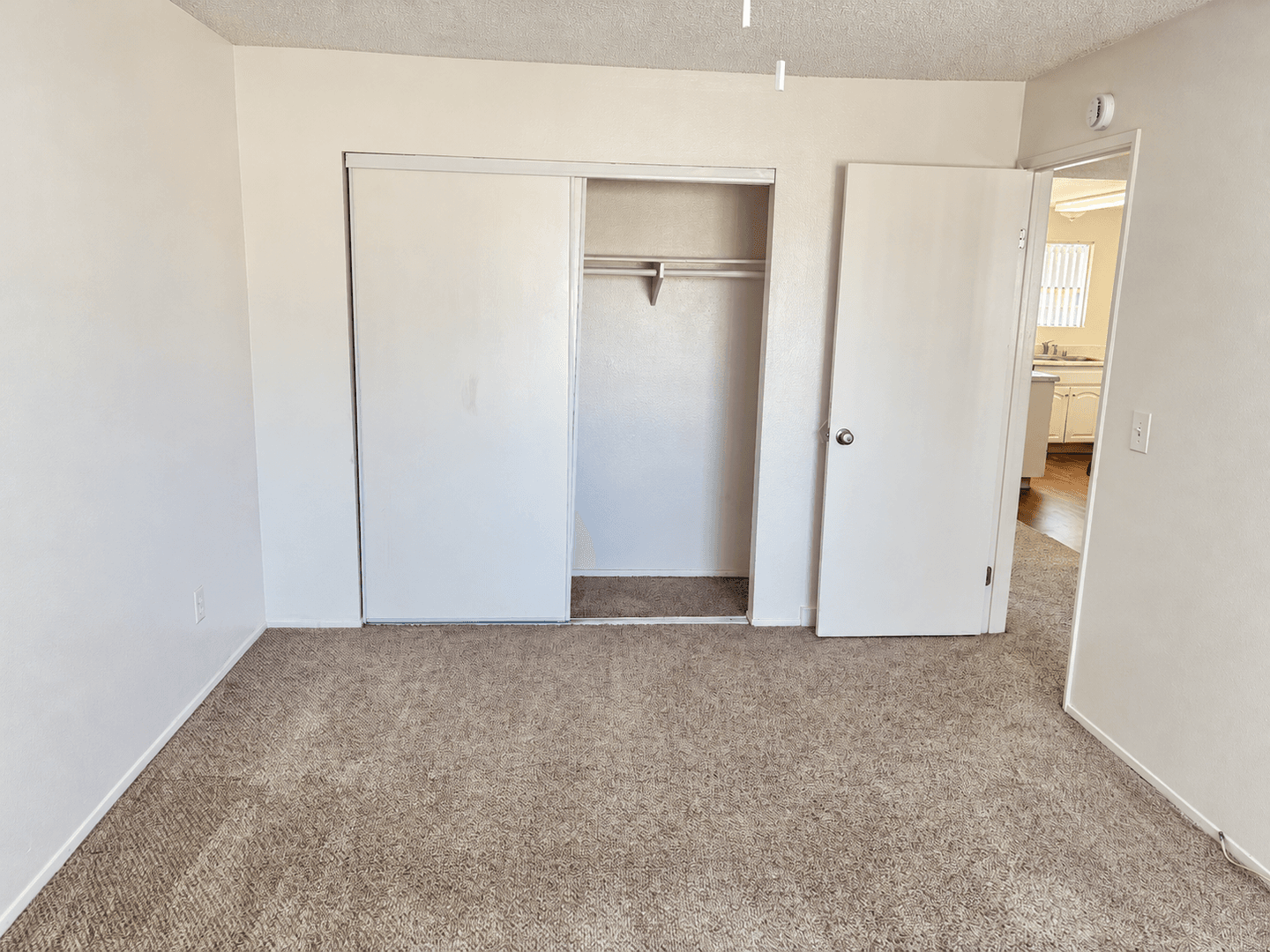 El Cajon Apartment: 420-470 Jamacha Road