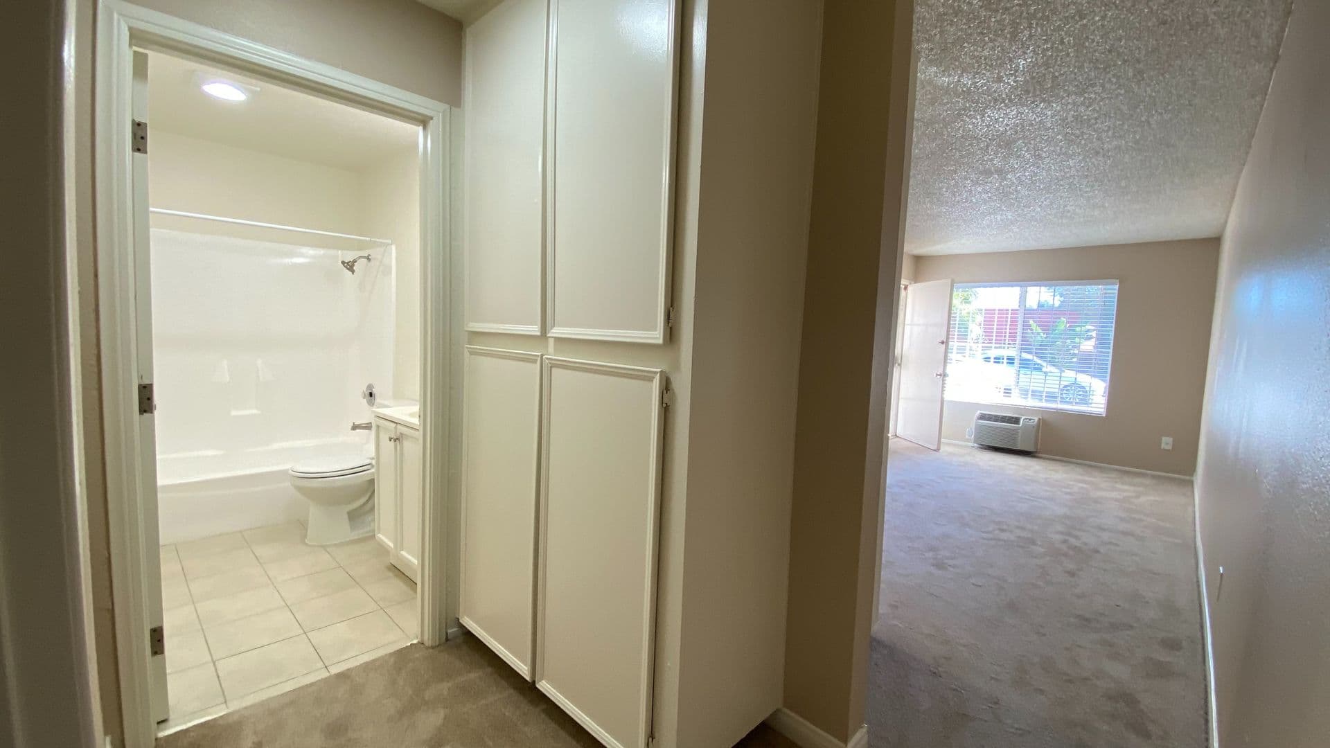San Diego Apartment: 4058 51st St