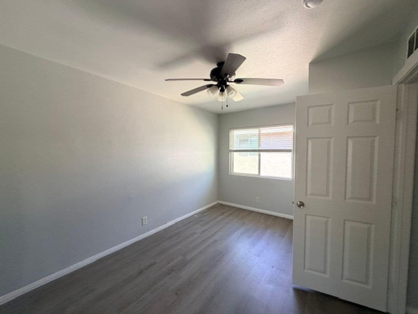 Spring Valley Apartment: 412-418 Grand Avenue
