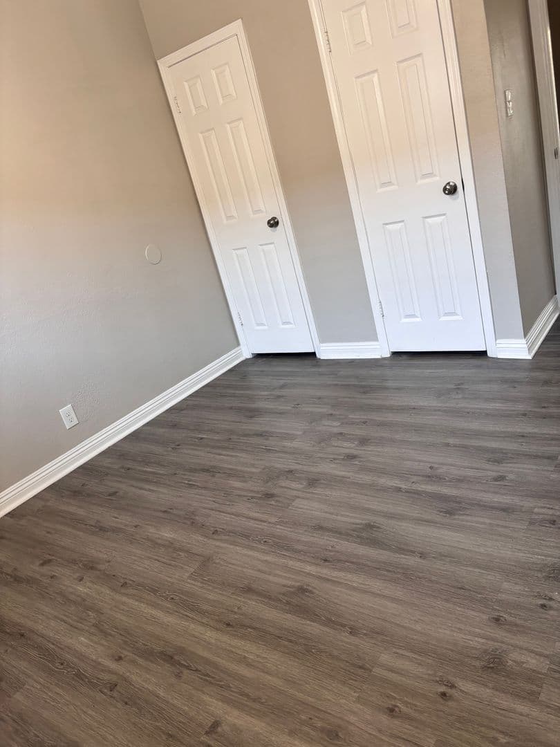 Downey Apartment: 7348-7352 Neo St