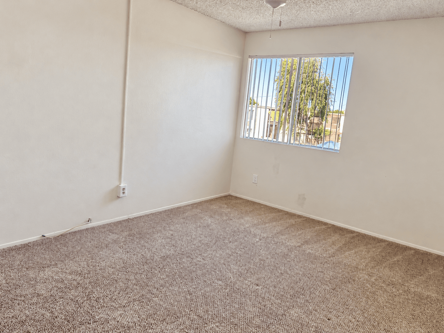 El Cajon Apartment: 420-470 Jamacha Road